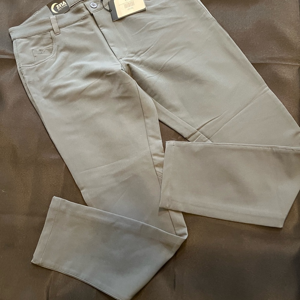 ZYIA Men's Light Gray Chinos